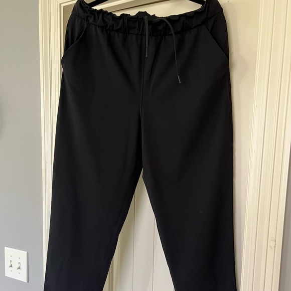 LuLulemon Stretch High Rise Pants 7/8 - Picture 2 of 4
